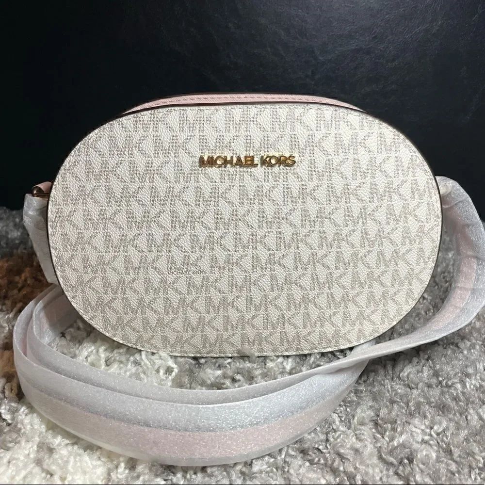 NWT Michael Kors Jet Set Logo Crossbody Bag